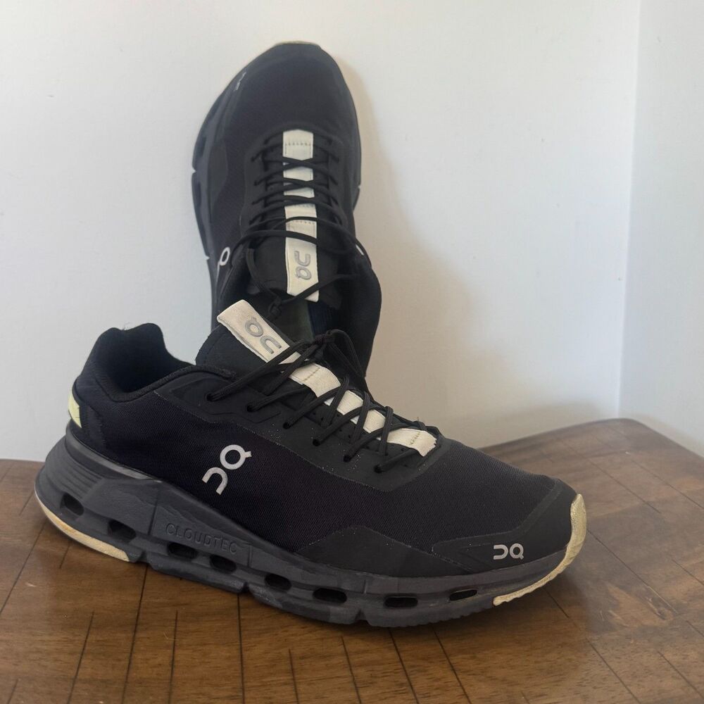 On Running Cloudrunner Women's 9 Black Running Walking Shoes CloudTec Swiss
